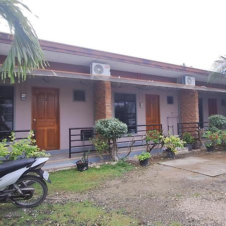 Casa Oeste Moalboal Esterno foto