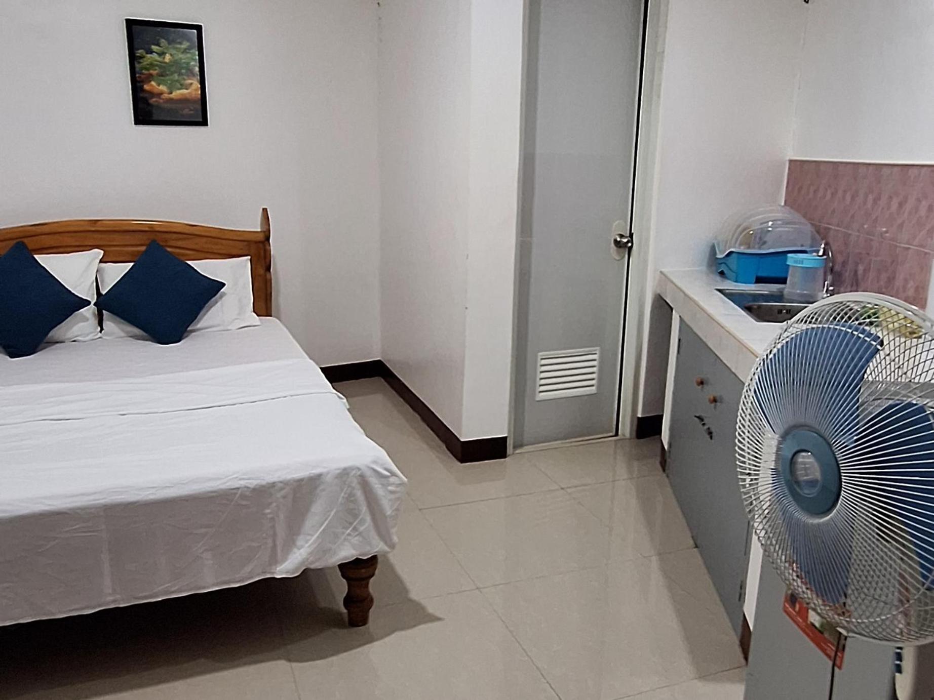 Casa Oeste Moalboal Esterno foto