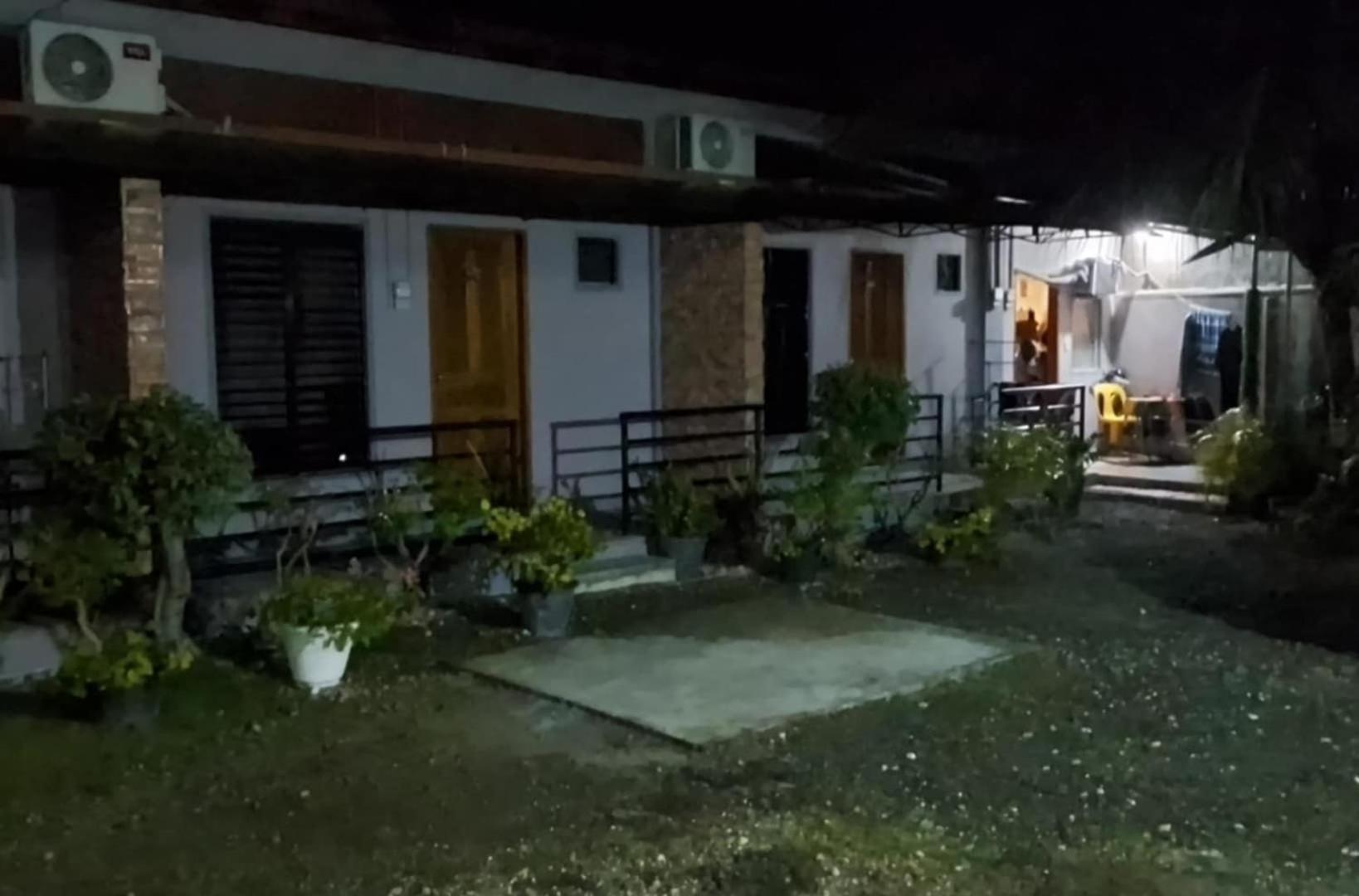 Casa Oeste Moalboal Esterno foto